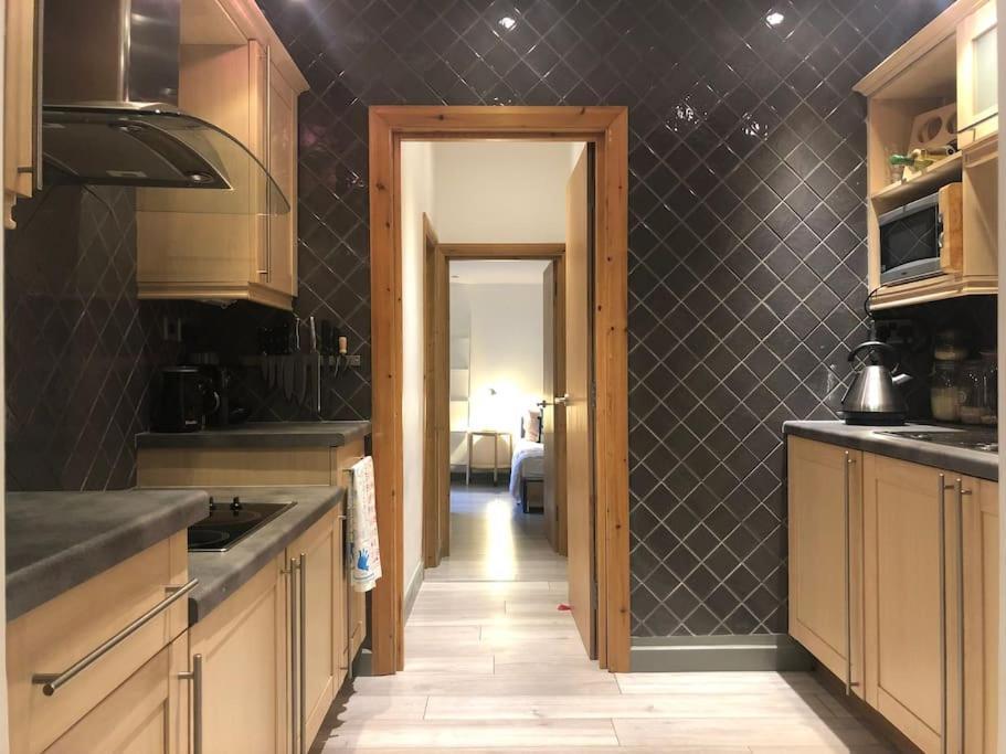 Quiet Kensington Flat Ideal For Central Лондон Экстерьер фото