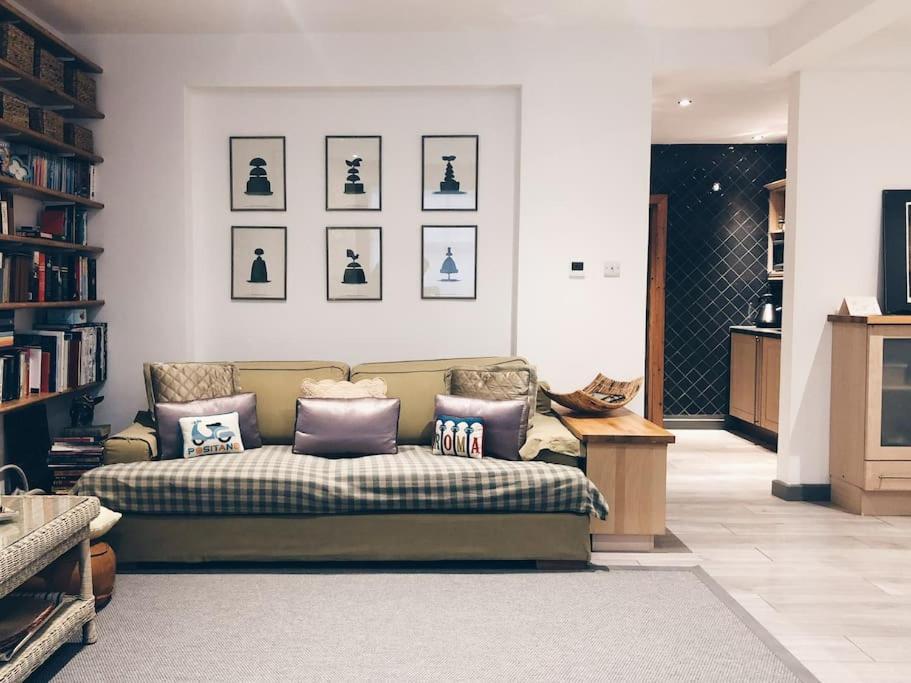 Quiet Kensington Flat Ideal For Central Лондон Экстерьер фото