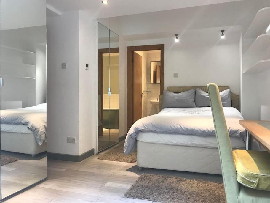 Quiet Kensington Flat Ideal For Central Лондон Экстерьер фото